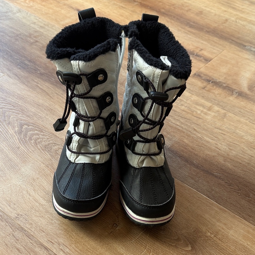 Totes Kids Black and White Snow Boots